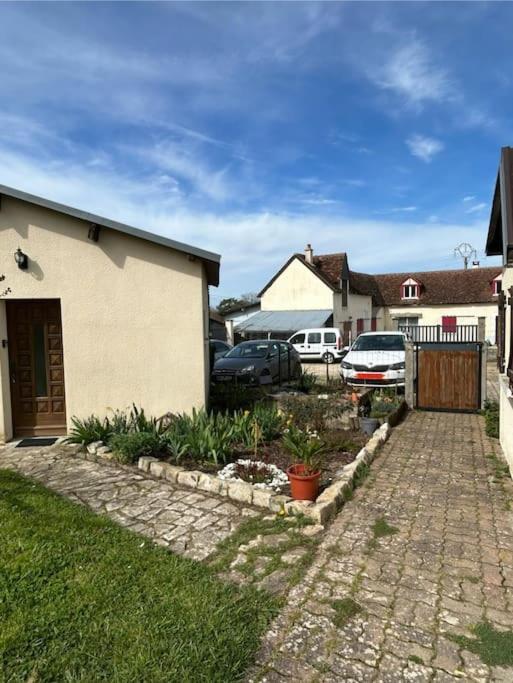 Studio Proche Beauval Et Chateaux De La Loire Francueil Exteriér fotografie